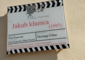 Tablica Filmowego Piotrkowa ("Jakub kłamca").