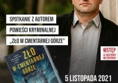 Plakat zapraszający na spotkanie z Konradem Chęcińskim w Mediatece.
