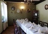 Sala w restauracji Dworek.